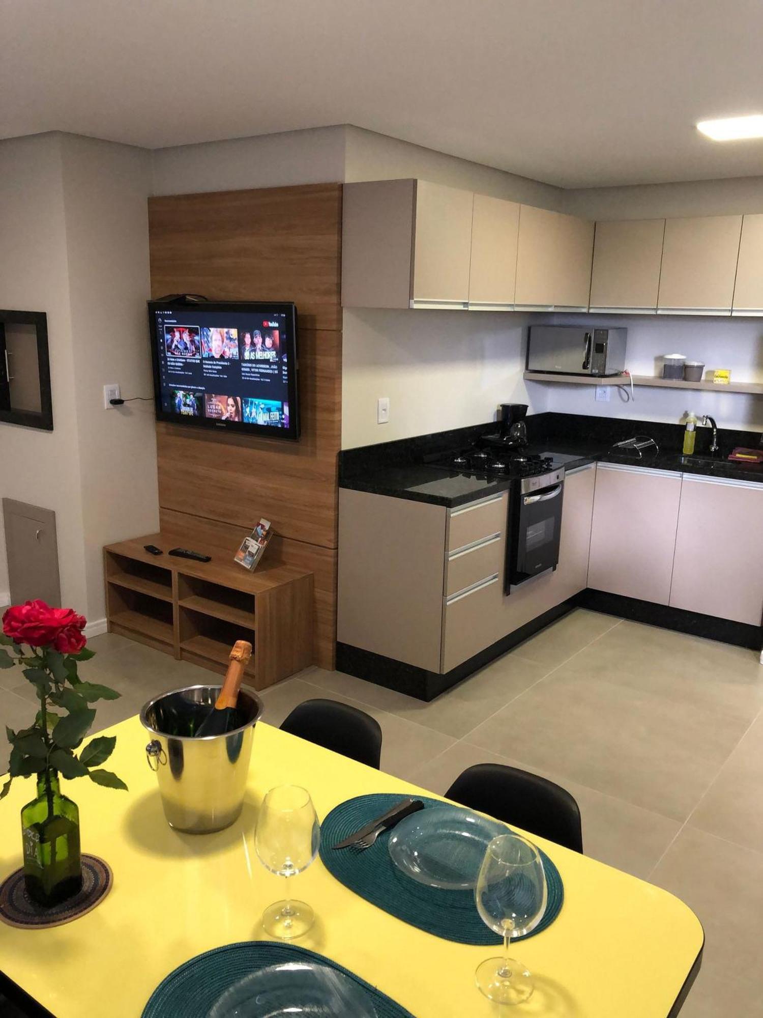 Dallas Apartamentos Na Via Gastronomica-Estacionamento-Amplos E Equipados-Wifi Bento Gonçalves Exteriör bild